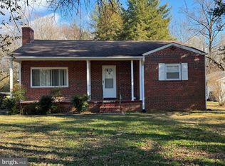 10487 Millbank Rd, King George, VA 22485