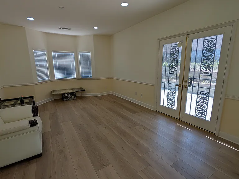 769 Russell Ave — Photo 6