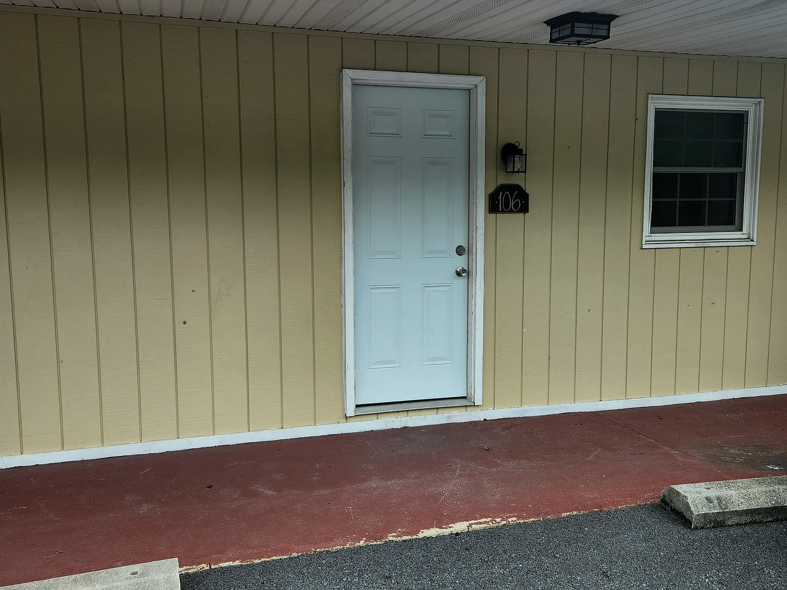 9349 Valley Rd — Photo 1