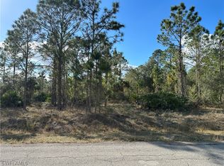 405 Wellington Ave, Lehigh Acres, FL 33972