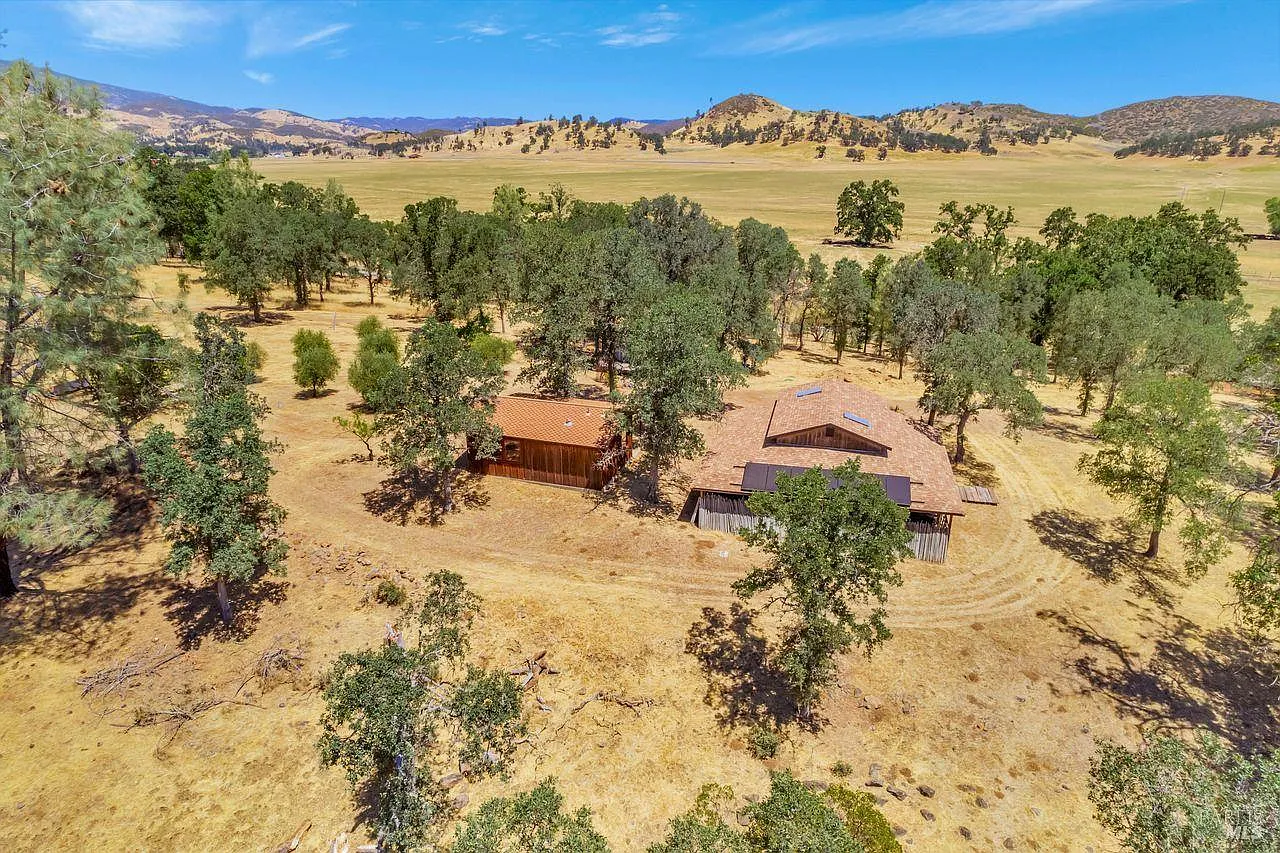 17277 Butts Canyon Road photo 1
