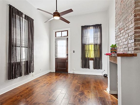 3rd image of 2721 Philip St