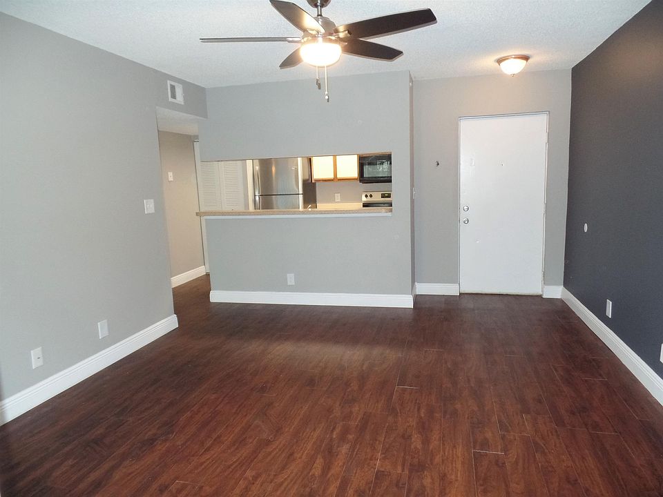 1st image of 5672 Rock Island Rd APT 260