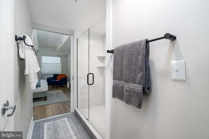 301 S 11th St #100 — Photo 10
