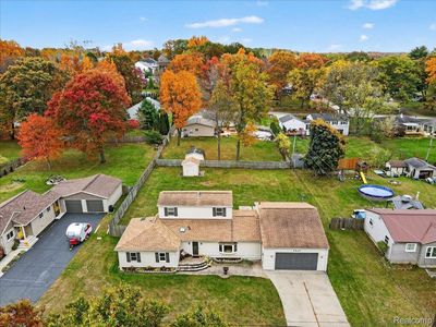 5621 Delmas Rd, Clarkston, MI, 48348