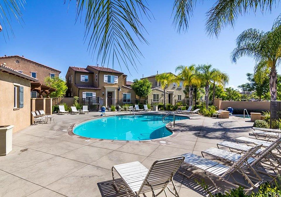 1st image of 37439 Paseo Tulipa