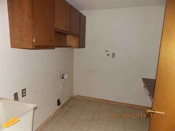 5th image of 5425 Oakhaven Cir