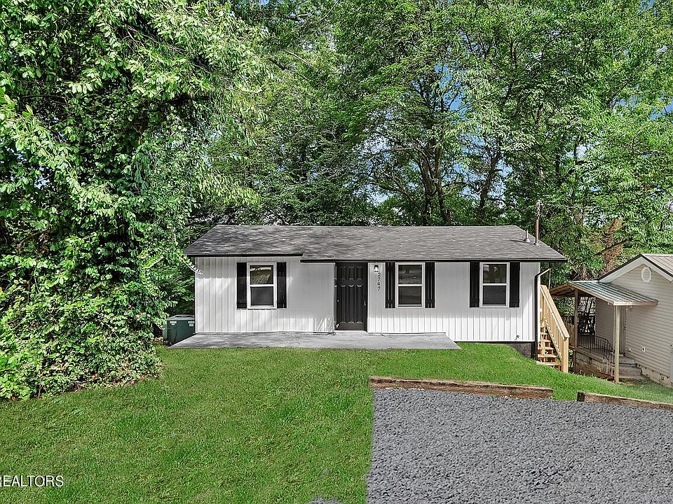 1st image of 2747 Hillside Ave