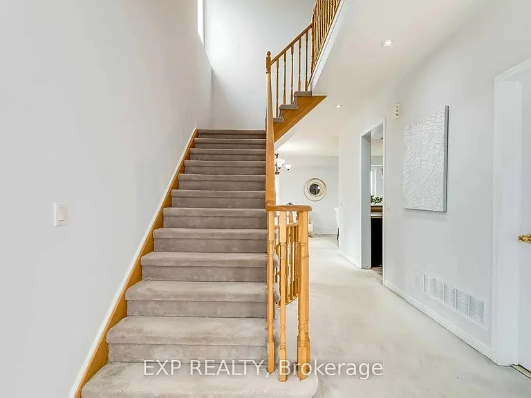 3905 Quiet Creek Dr — Photo 3