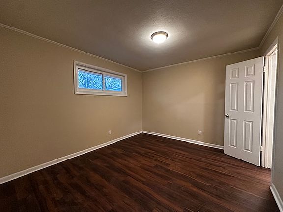 3rd image of 3304 Martin Ave APT D