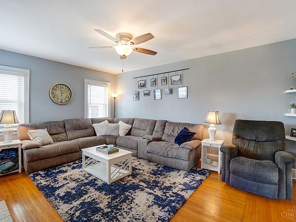 5th image of 6855 Elwynne Dr