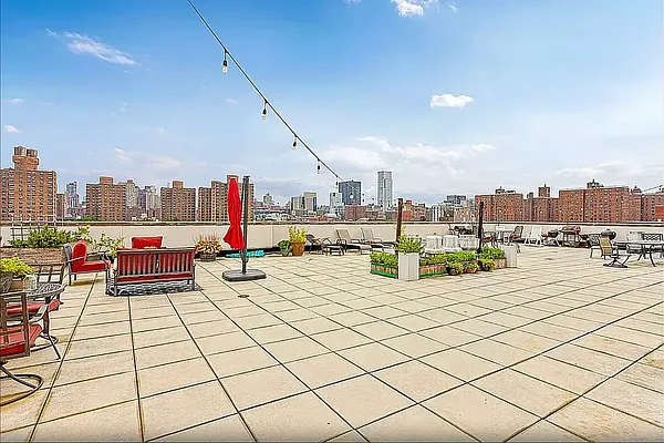 Rented by Living New York | media 11