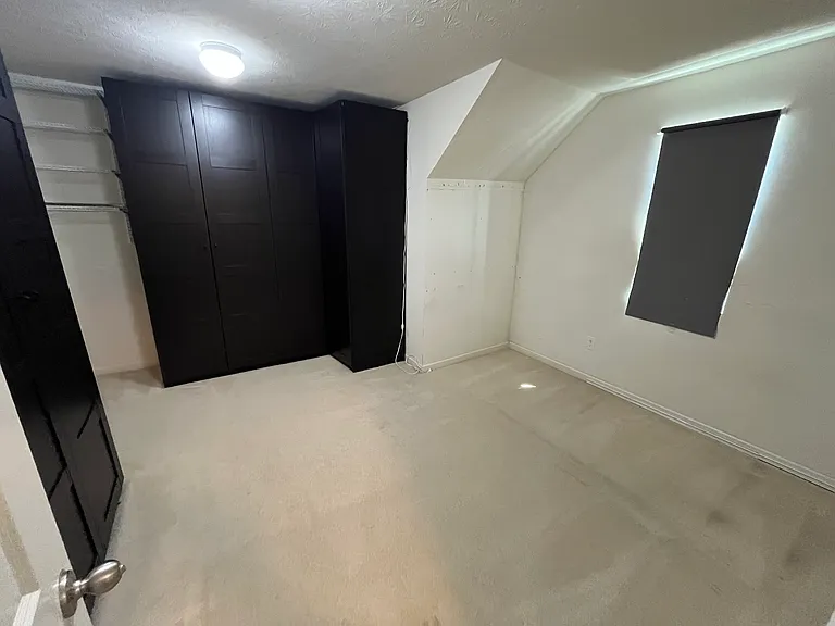 2045 Lakecrest Dr — Photo 22