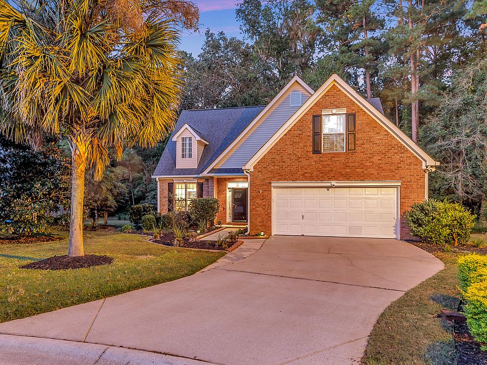 1st image of 617 Fairway Forest Dr