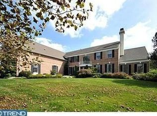 2126 Inverness Ln, Berwyn, PA 19312