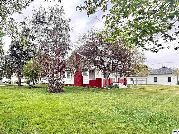 5th image of 310 Crystal St