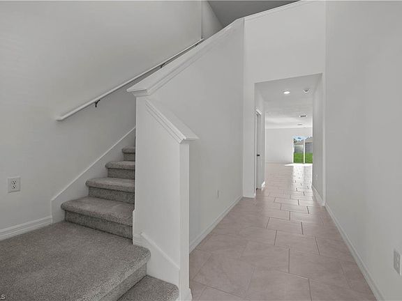 4th image of 17804 Belforte CT