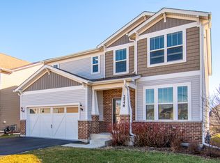 2548 Balsam Cove Rd, Naperville, IL 60563