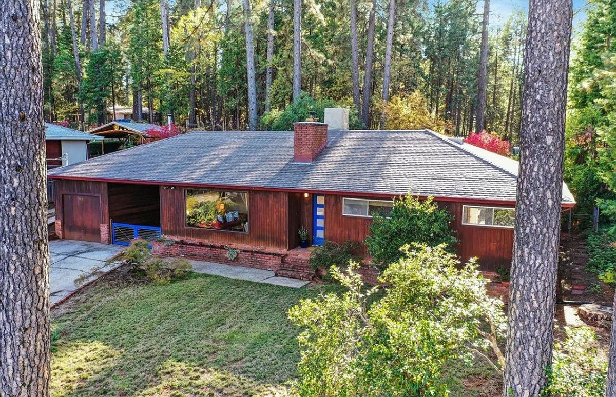 10789 Gold Hill Dr, Grass Valley, CA 95945 HotPads
