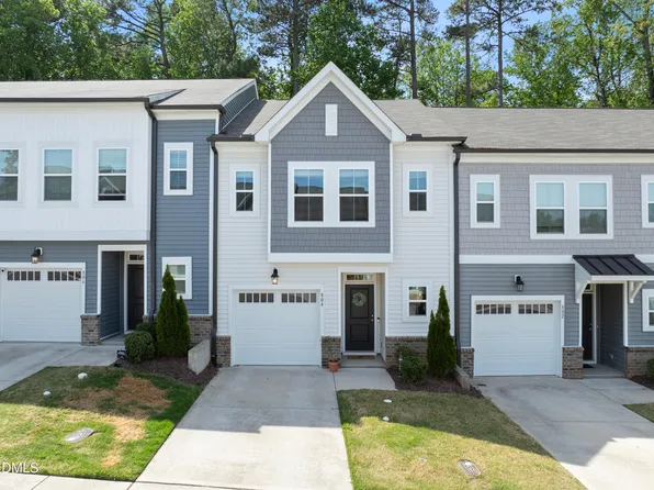 804 Star Ridge Dr, Raleigh, NC 27610