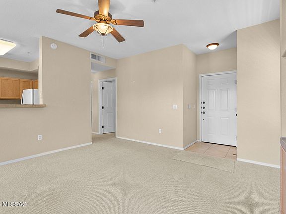 3rd image of 1500 E Pusch Wilderness Dr Unit 13101