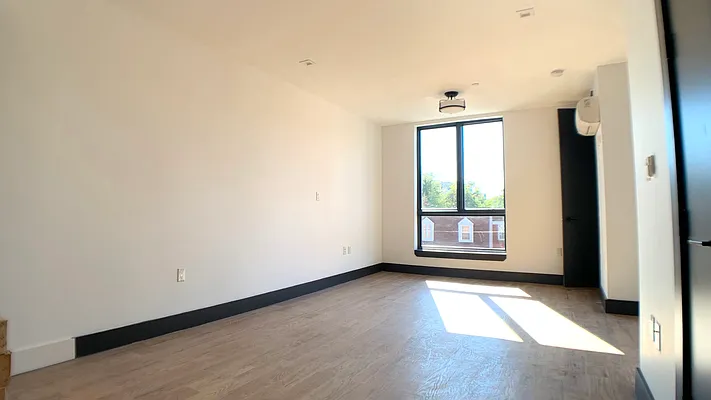 Rented by Nooklyn NYC LLC | media 12