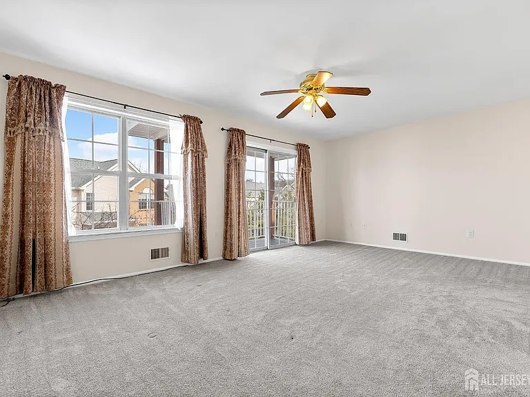 M Bedroom
