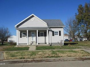418 N Locust St, Centralia, IL 62801