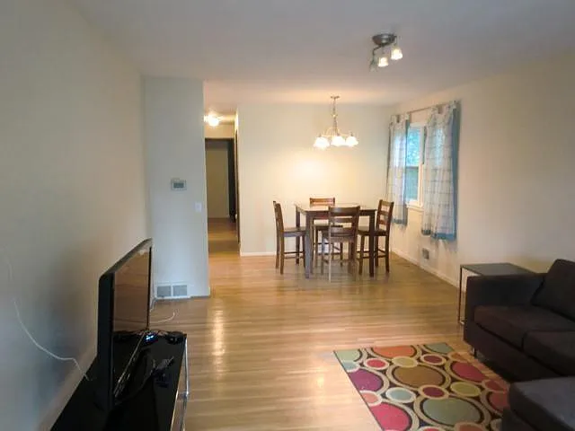 114 Rossiter Rd — Photo 1