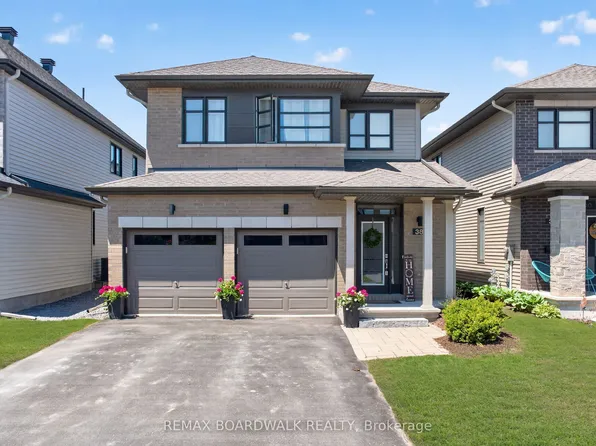 38 Thunderbolt St, Ottawa, ON K2V 0L9