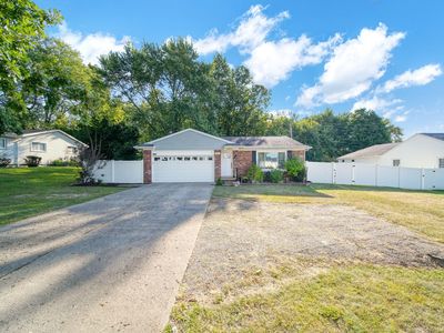 641 Robinson Rd, Jackson, MI, 49203