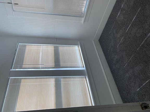 4th image of 1603 West Ave #A
