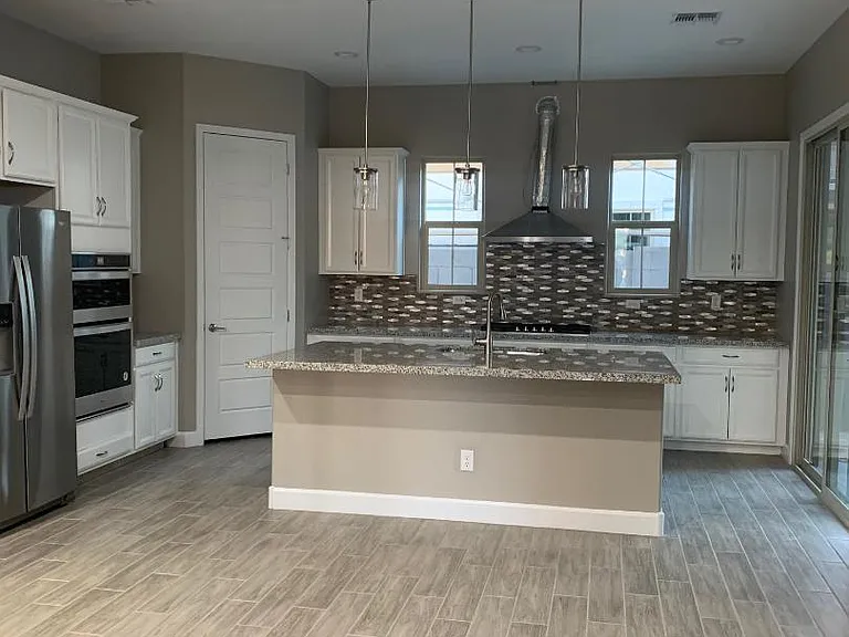 1134 S Tumbleweed Ln — Photo 5