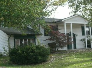 8408 S Lynn St, Daleville, IN 47334