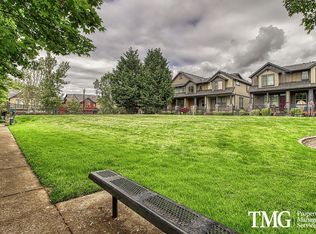 1420 NE Edgefield St, Hillsboro, OR