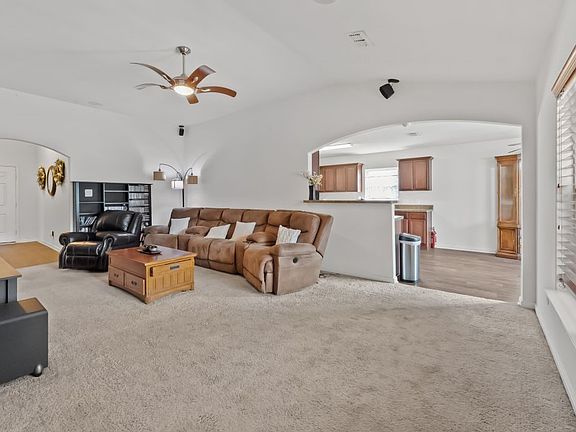 5th image of 1314 Lucchese Ln