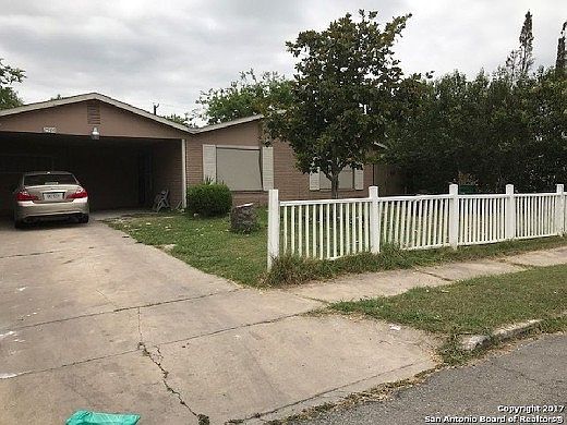 1st image of 2506 Rawhide Ln