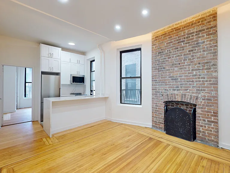 158 W 84th St #3C — Photo 1