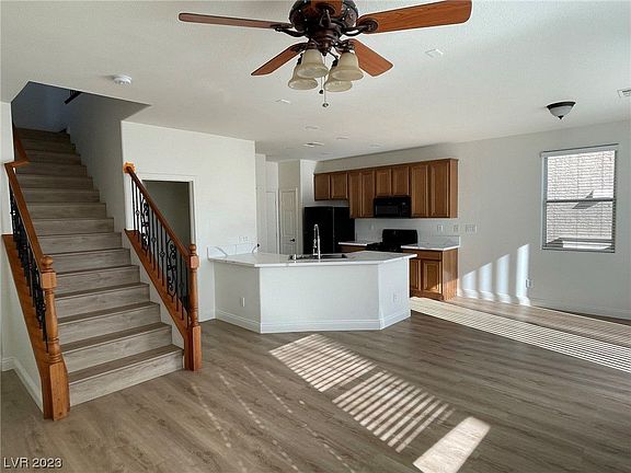 4th image of 227 Del Cira Ave #0