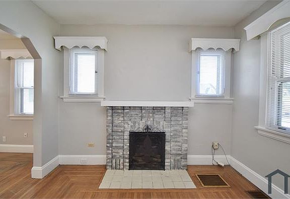 4th image of 5308 Globe Ave