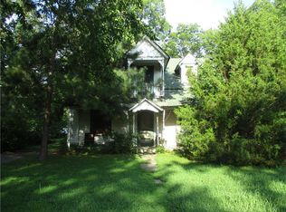 138 N Otis Ave, Gentry, AR 72734