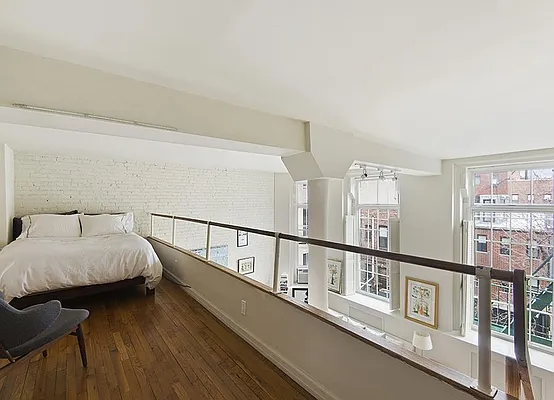 Rented by Warburg | media 20