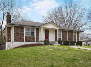 1209 W Elm St, Greenwood, MO 64034