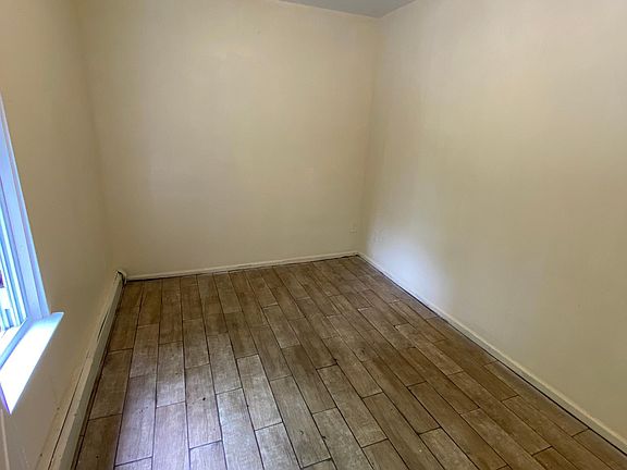 5th image of 413 Jersey St Floor 2