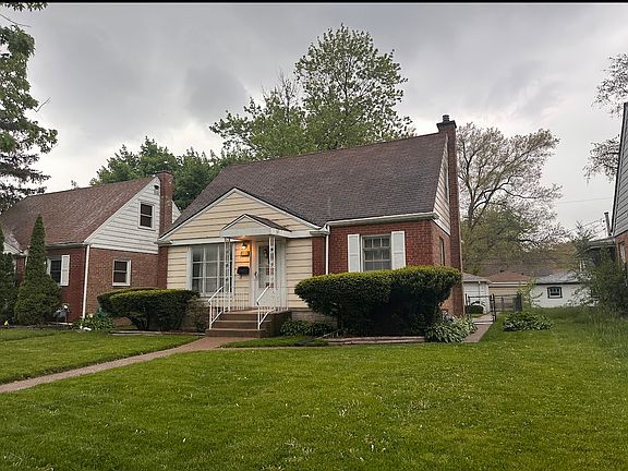 2nd image of 1476 Shirley Dr