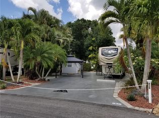 5661 Maplewood Ct, Fort Myers, FL 33905