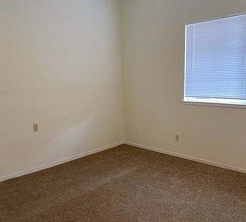 5th image of 60 Waterman Ave #1