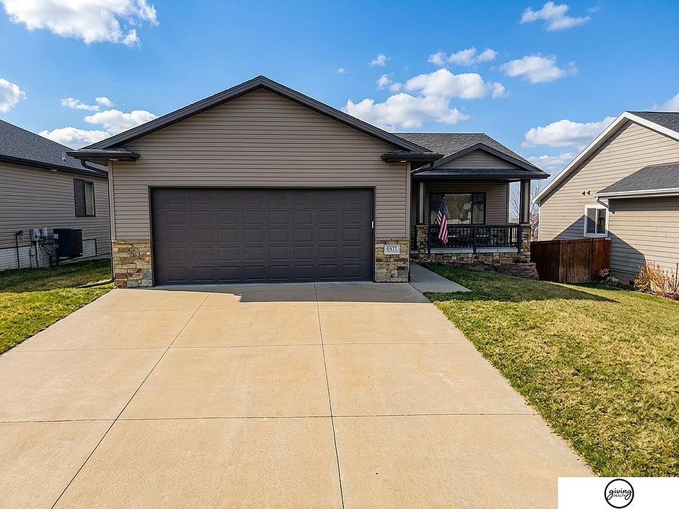 1st image of 6811 NW Tempest Dr