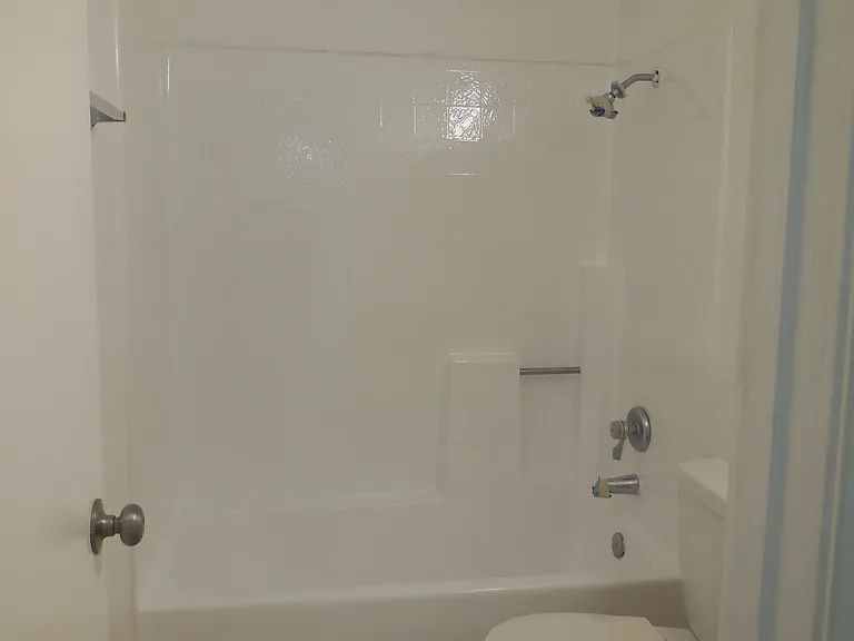 839 Gaviota Ave #F — Photo 15