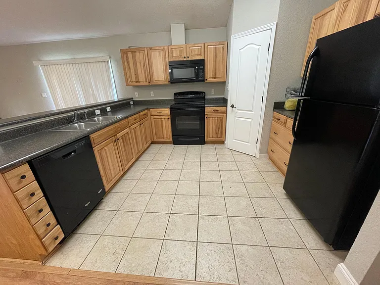 6858 Sagebrush Ln — Photo 5